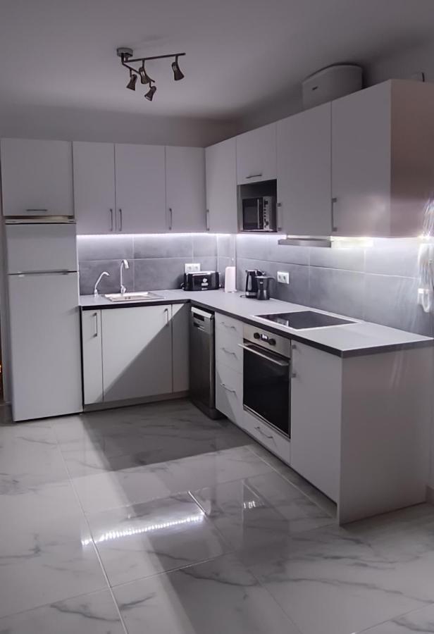Pmt16 - Large City Apartment On The Beach Torrevieja Exteriér fotografie